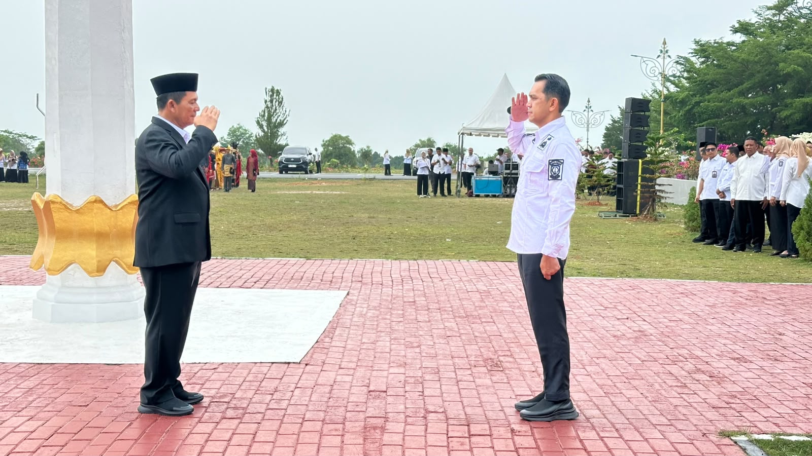 KALAKSA BPBD KEPRI JADI PERWIRA UPACARA HARI SUMPAH PEMUDA KE-98 TAHUN 2026, BPBD SIAGAKAN AMBULANS DAN PETUGAS TRC