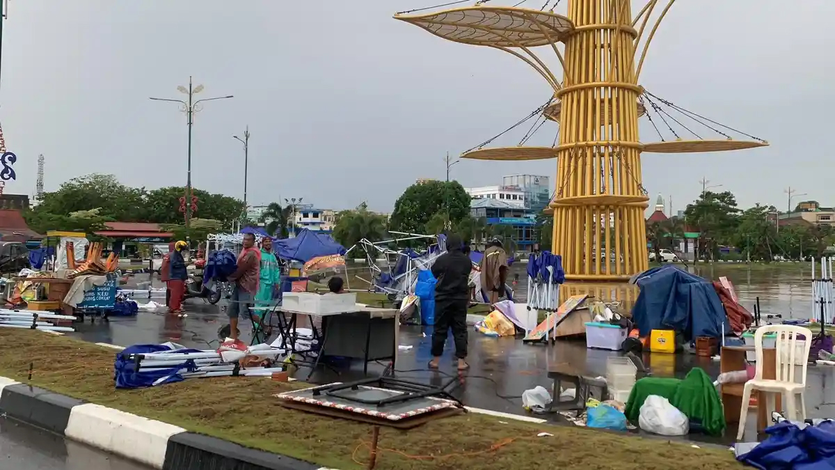 BPBD Kepri Imbau Pemudik Nataru Waspadai Cuaca Ekstrem dan Angin Kencang